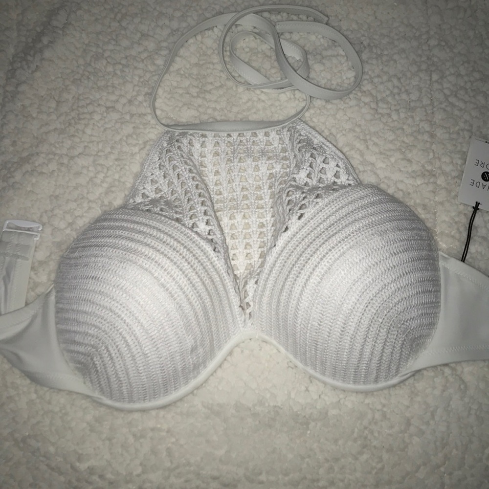 croshay bathingsuit top wired padded/no push-up